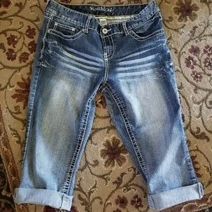 Maurices capris 13/14